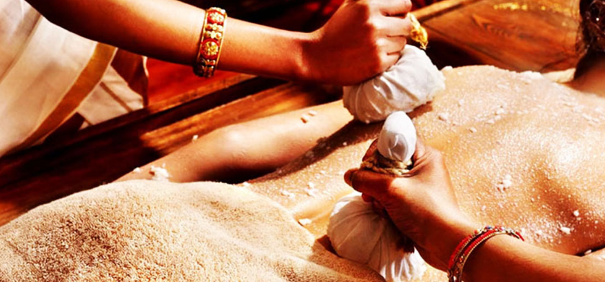 Njavara Kizhi Treatment
