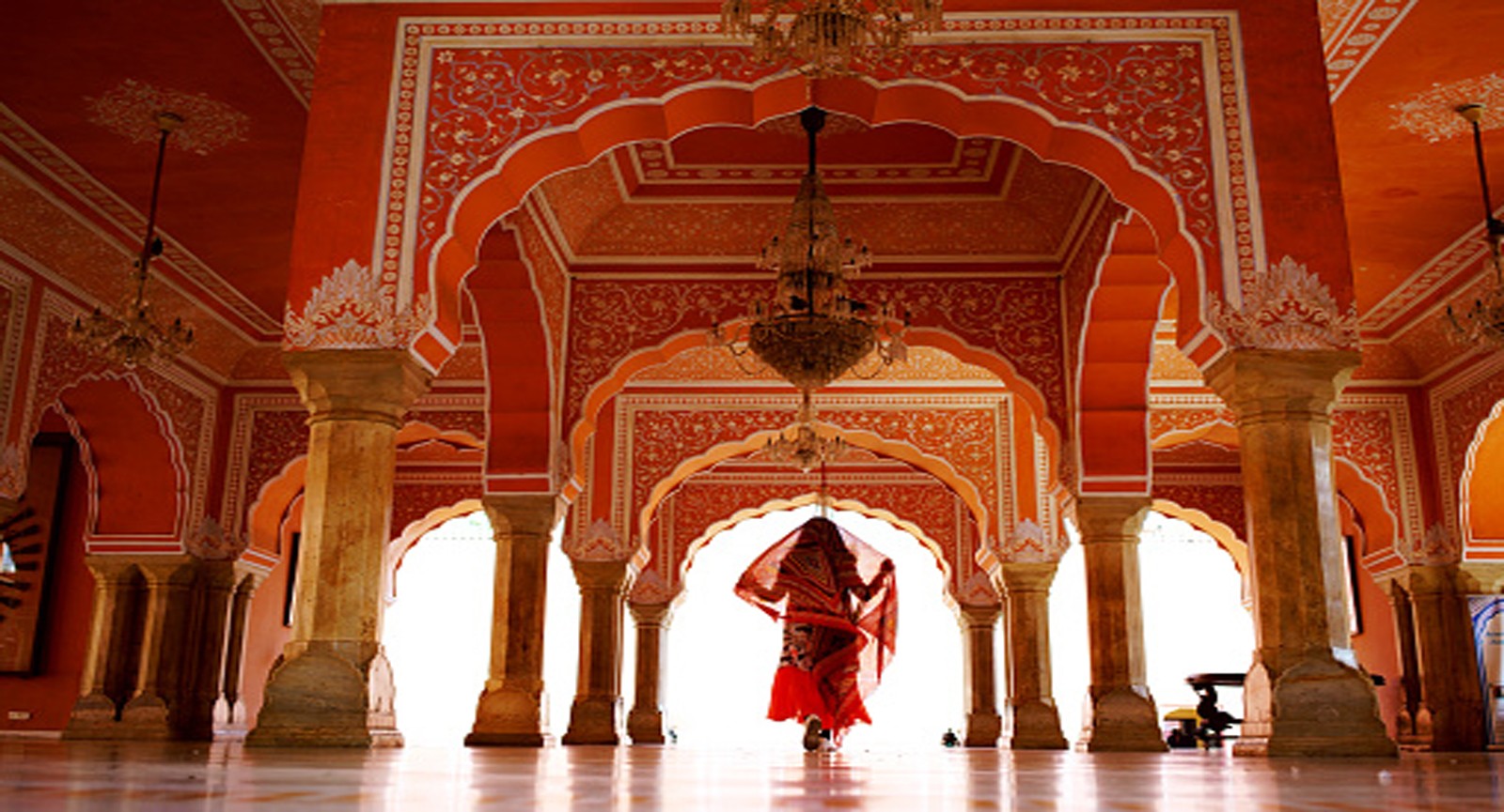Gloden Triangle AGRA  – JAIPUR - DELHI - 2 Nights / 3Days